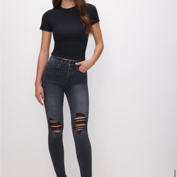 SUPER STRETCH BABY TEE IN BLACK - Picture 5 of 5